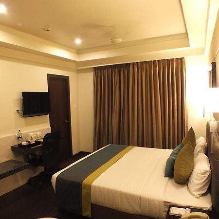Hotel Regalia Tirupati Ngoại thất bức ảnh