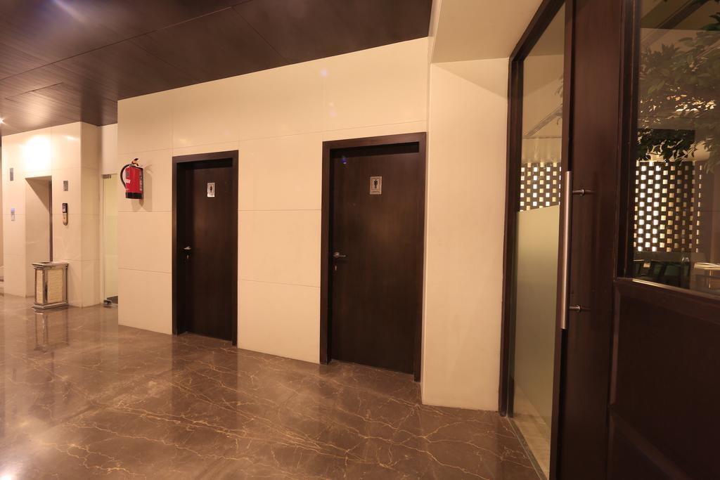 Hotel Regalia Tirupati Ngoại thất bức ảnh