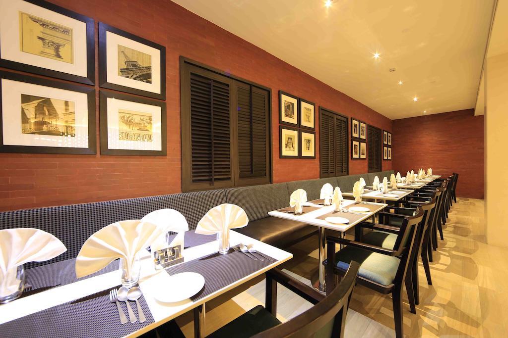 Hotel Regalia Tirupati Ngoại thất bức ảnh