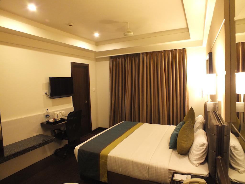 Hotel Regalia Tirupati Ngoại thất bức ảnh