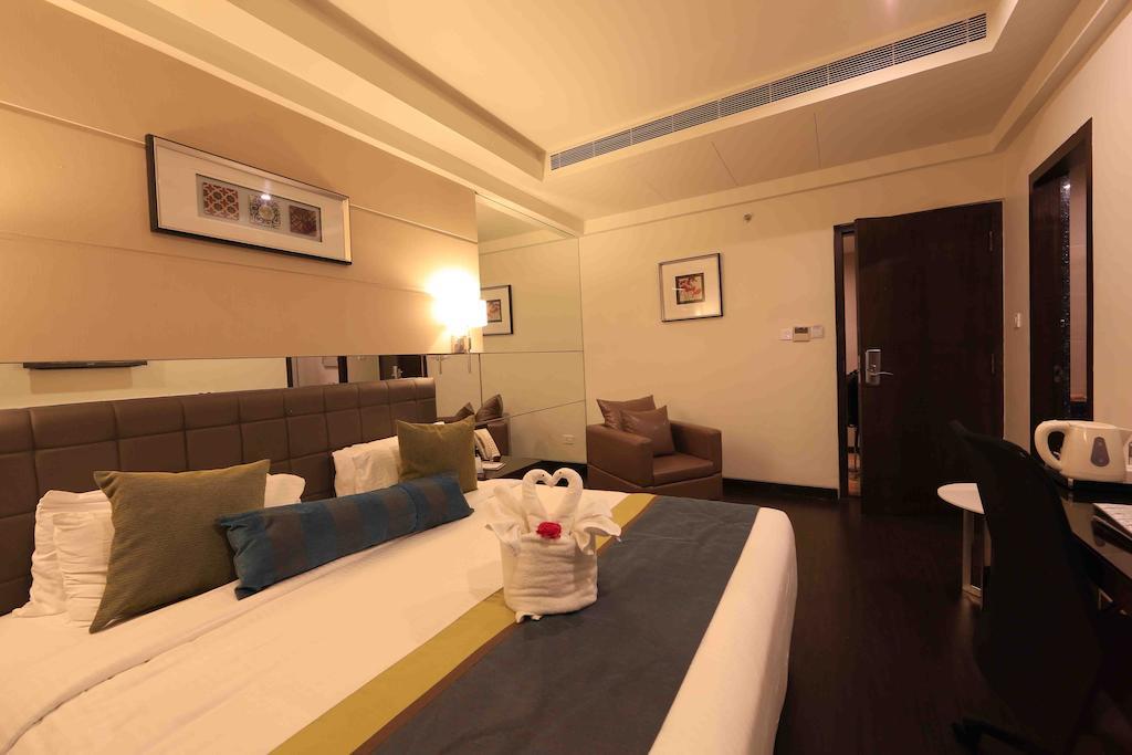 Hotel Regalia Tirupati Ngoại thất bức ảnh